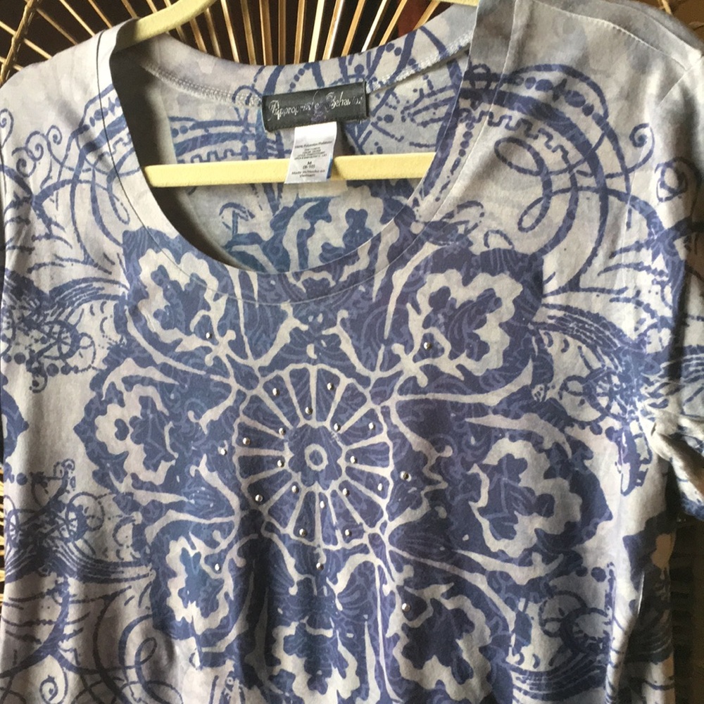 5/$25 APPROPRIATE BEHAVIOR Mandala Rhinestone Short Sleeve Graphic Tee Blue Med - Picture 3 of 10
